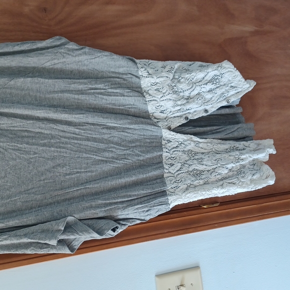 Torrid Top - Picture 3 of 3